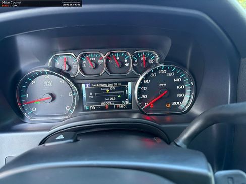 Used 2017 GMC Sierra 1500 SLT w/ SLT Preferred Package AWD/4WD image 15