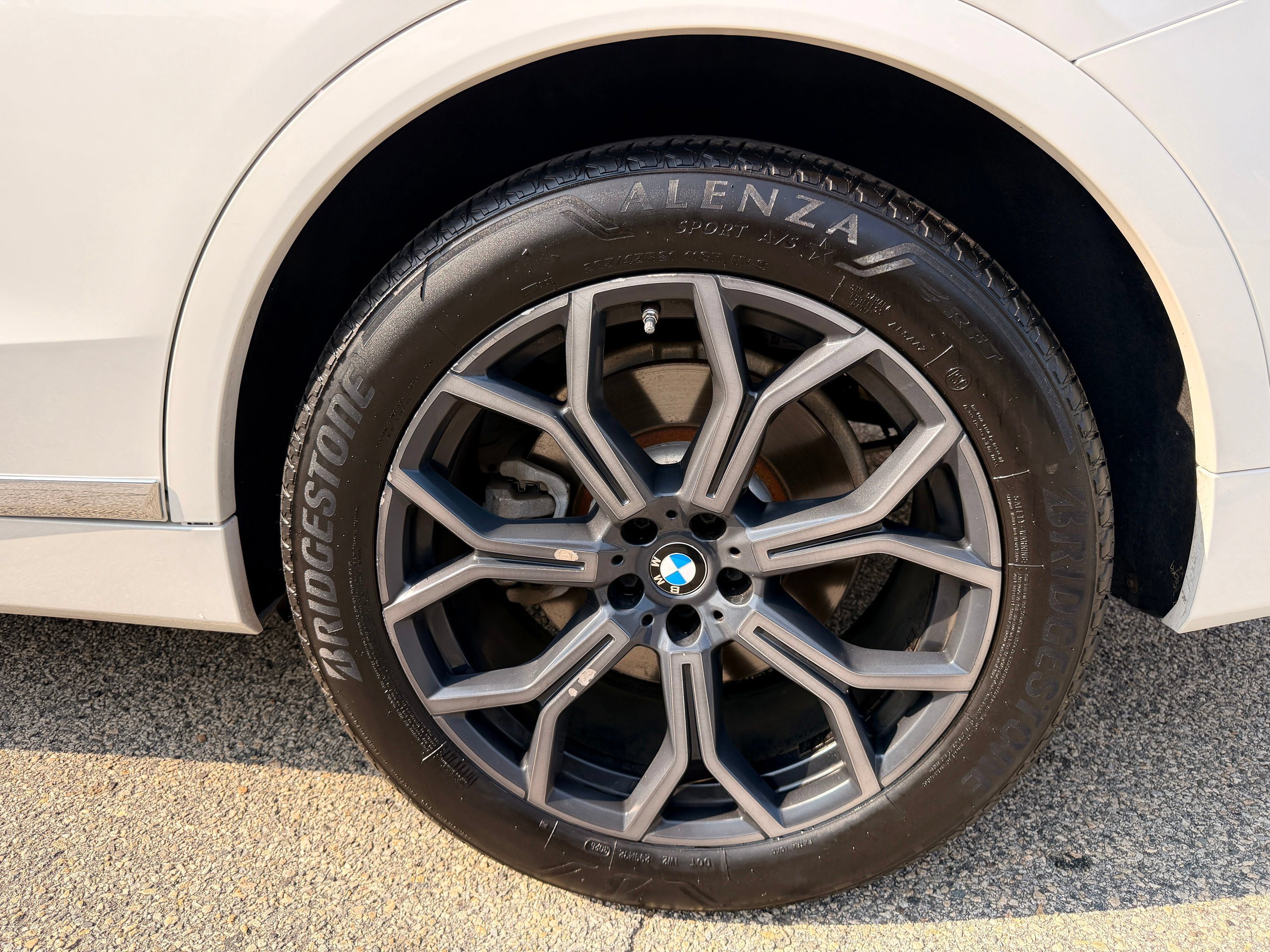 Used 2020 BMW X7 xDrive40i w/ Executive Package AWD/4WD image 40