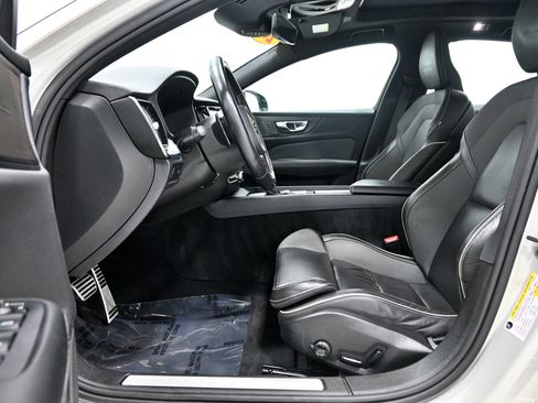 Used 2019 Volvo S60 T6 R-Design AWD/4WD image 5