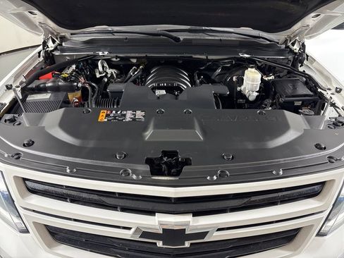 Used 2019 Chevrolet Suburban Premier w/ RST 6.2L Performance Edition image 46