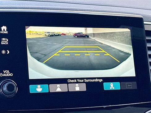 Used 2022 Honda Passport Elite image 15