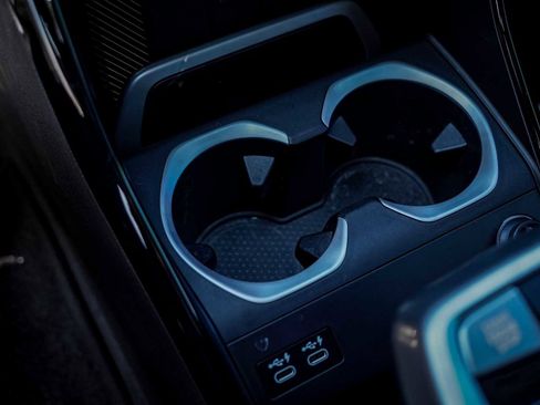 Used 2024 BMW X1 xDrive28i w/ Technology Package image 24