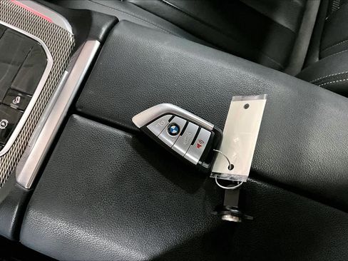 Used 2021 BMW X5 xDrive40i w/ M Sport Package AWD/4WD image 15