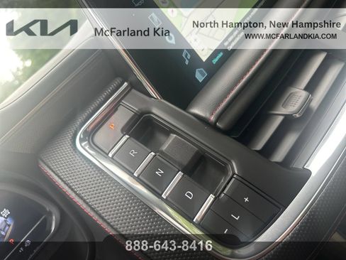 Used 2024 Chevrolet Tahoe RST w/ Luxury Package AWD/4WD image 22