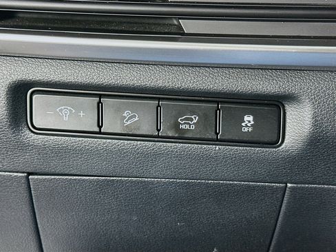 Used 2025 Kia Telluride S image 17