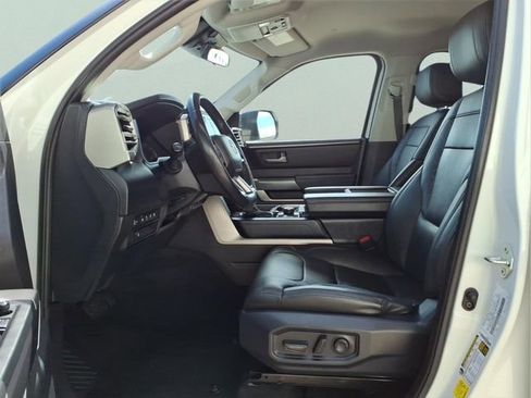 Used 2022 Toyota Tundra SR5 w/ SR5 Premium Package image 13