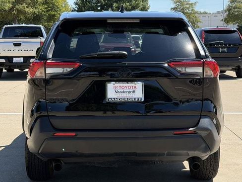 Used 2025 Toyota RAV4 LE FWD image 5