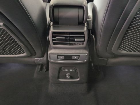 Certified 2023 Audi Q4 e-tron Premium Plus image 20