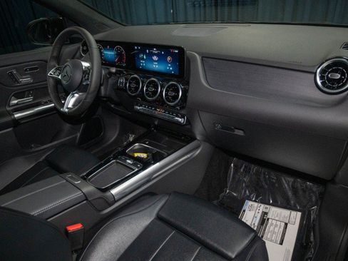 New 2026 Mercedes-Benz GLA 250 image 16