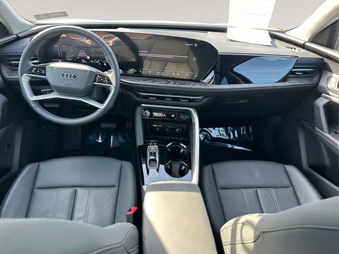 Certified 2025 Audi Q5 Premium w/ Convenience Package AWD/4WD image 10