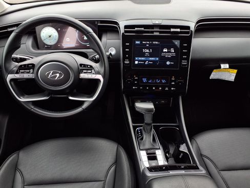 Used 2023 Hyundai Tucson SEL w/ Convenience Package image 12