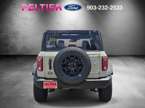 New 2026 Ford Bronco Badlands AWD/4WD image 4