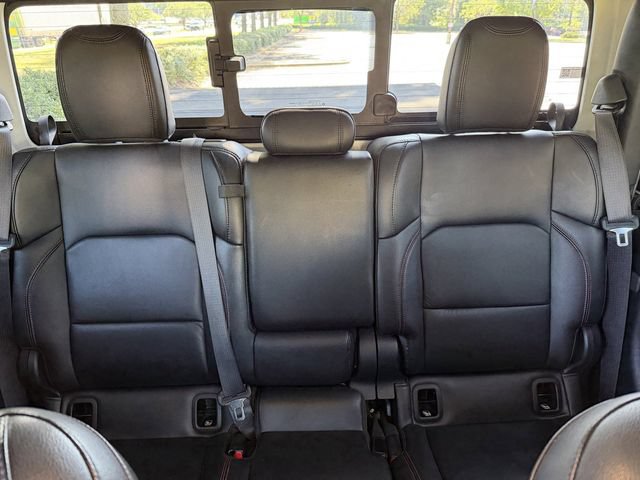 Used 2020 Jeep Gladiator Rubicon AWD/4WD image 27