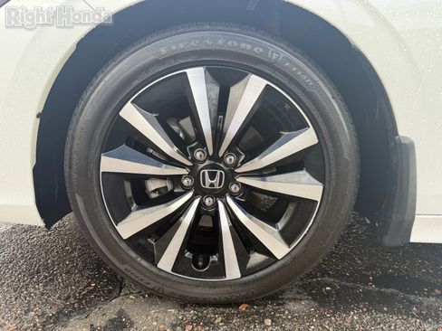 Certified 2024 Honda Civic EX image 10