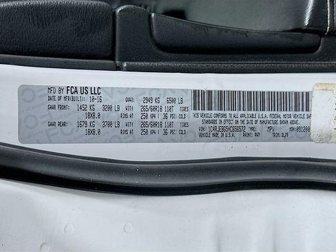 Used 2017 Jeep Grand Cherokee Limited w/ Luxury Group II RWD image 27