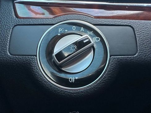 Used 2010 Mercedes-Benz E 350 Coupe image 42