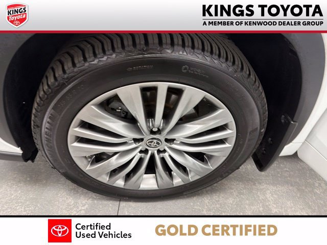 Used 2022 Toyota Highlander Platinum AWD/4WD image 33