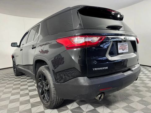 Used 2020 Chevrolet Traverse LT FWD image 26