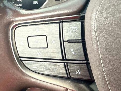 Used 2018 Lexus LS 500 w/ Luxury Package image 29