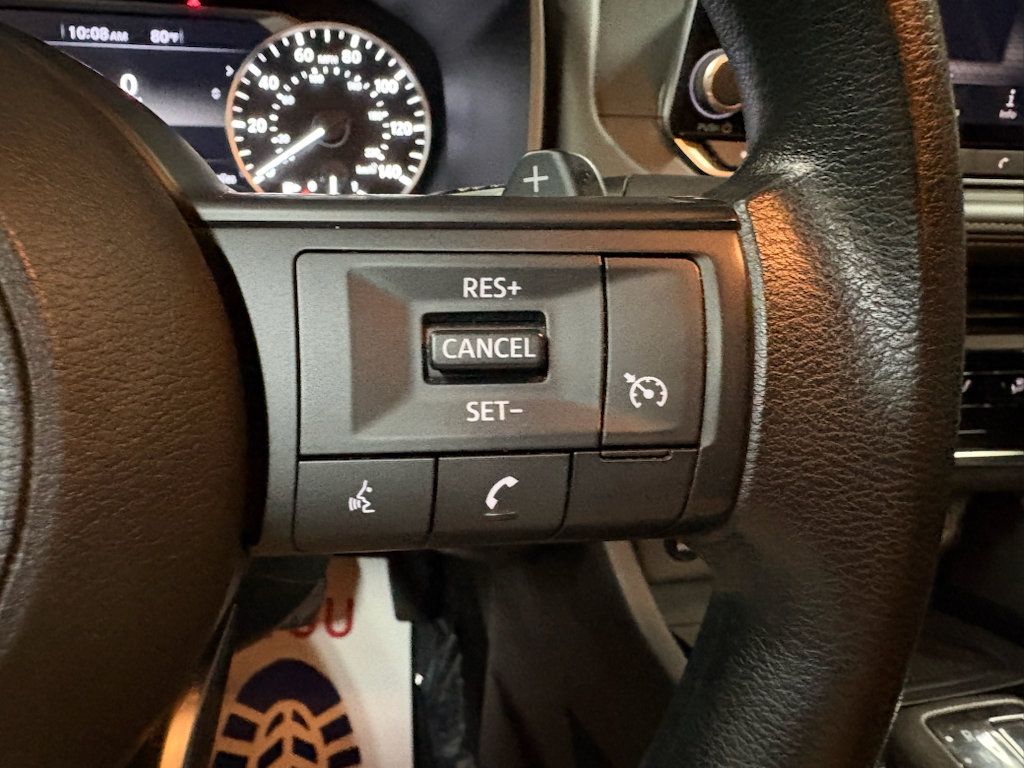 Used 2024 Nissan Rogue S AWD/4WD image 16