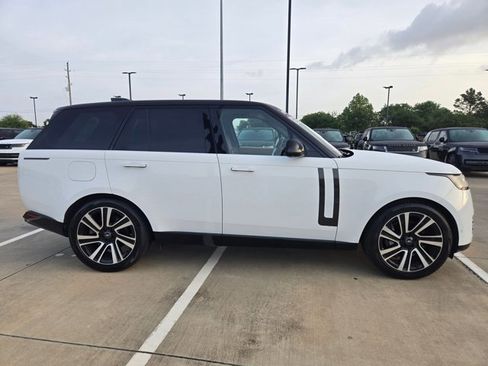 Certified 2023 Land Rover Range Rover SE image 4