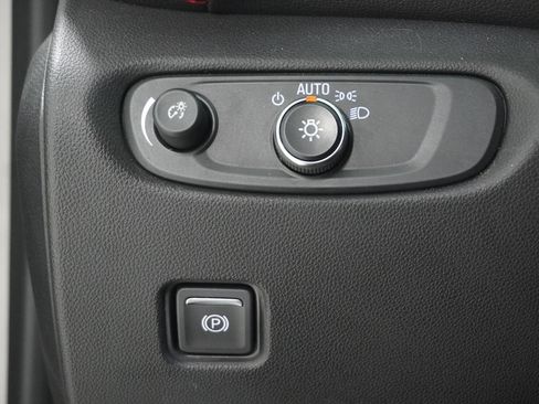 Used 2021 Chevrolet Blazer RS w/ Enhanced Convenience Package image 21