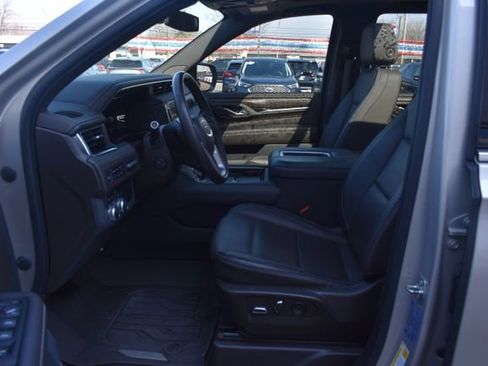 Used 2022 GMC Yukon Denali image 17