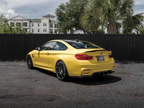 Used 2019 BMW M4 Coupe w/ Competition Package RWD image 6
