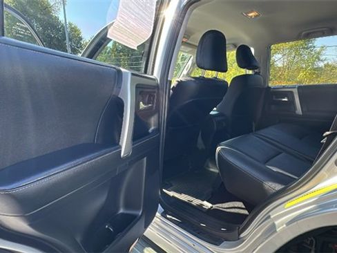 Used 2023 Toyota 4Runner TRD Sport image 38