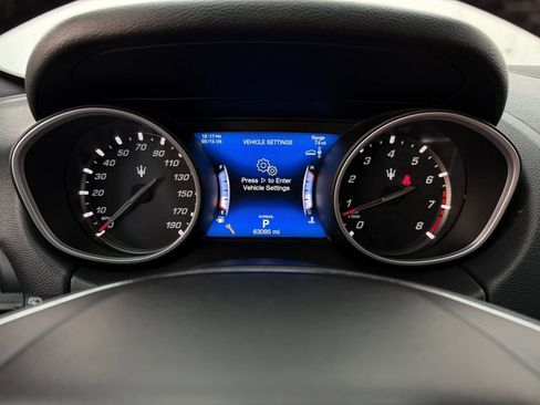 Used 2019 Maserati Levante image 16