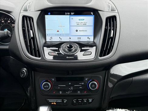 Used 2019 Ford Escape Titanium image 17