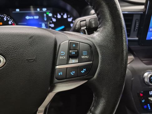 Used 2020 Ford Explorer Limited RWD image 28