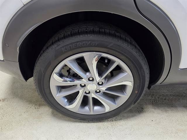 Certified 2023 Buick Encore GX Essence w/ Advanced Technology Package AWD/4WD image 8