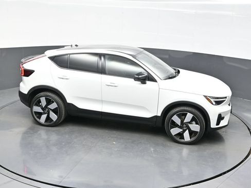 Used 2023 Volvo C40 P8 Recharge Plus w/ Climate Package AWD/4WD image 37