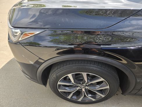 Used 2023 Acura MDX SH-AWD w/ Technology Package image 8