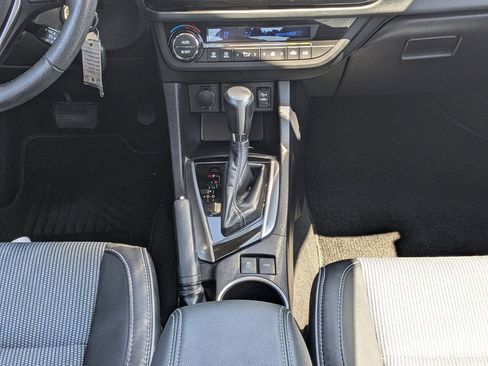 Used 2015 Toyota Corolla S FWD image 17
