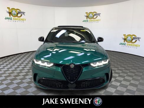 New 2024 Alfa Romeo Tonale Veloce image 3