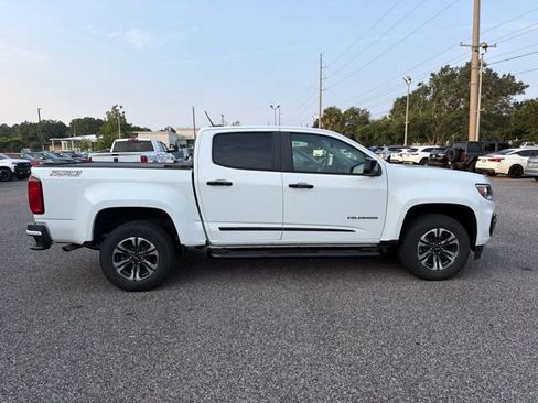Used 2022 Chevrolet Colorado Z71 w/ Safety Package AWD/4WD image 4