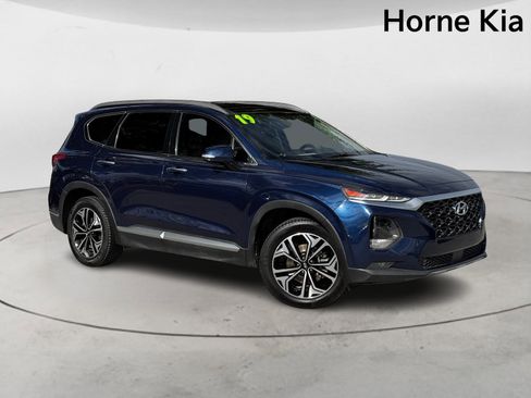 Used 2019 Hyundai Santa Fe Limited image 2