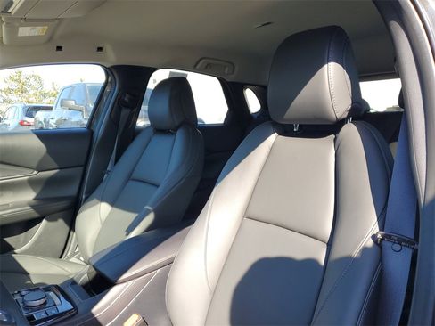 Used 2025 MAZDA CX-30 AWD 2.5 S w/ Select Sport Pkg image 11