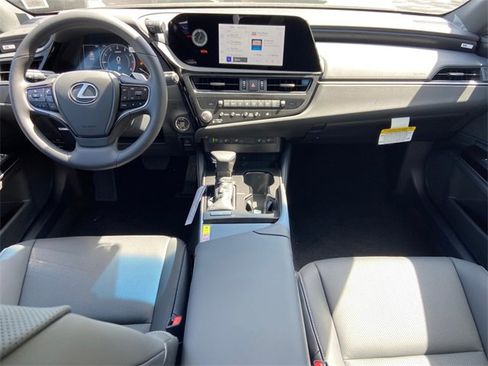 New 2025 Lexus ES 350 w/ Premium Package image 11