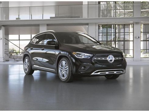 Used 2023 Mercedes-Benz GLA 250 4MATIC image 11