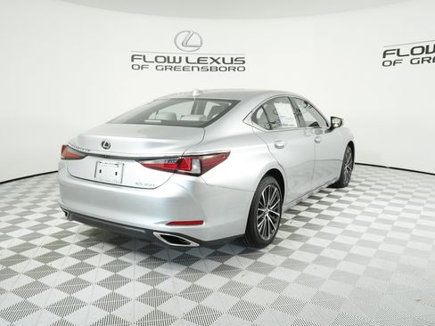 New 2025 Lexus ES 350 w/ Premium Package image 7