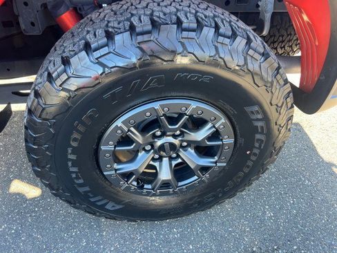 Used 2021 Ford F150 Raptor w/ Raptor 37 Performance Package image 30