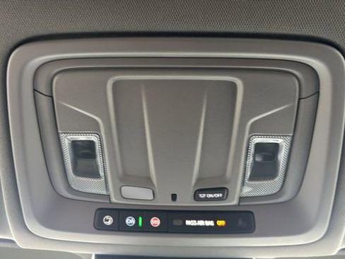 New 2025 Chevrolet Silverado 3500 W/T image 21