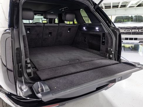 Used 2024 Land Rover Range Rover SE AWD/4WD image 20