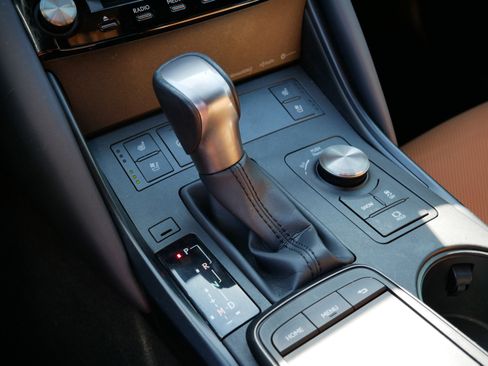 Used 2022 Lexus IS 300 AWD w/ Comfort Package image 25