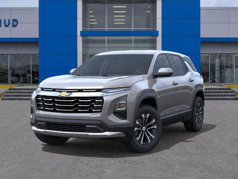 New 2026 Chevrolet Equinox LT image 6