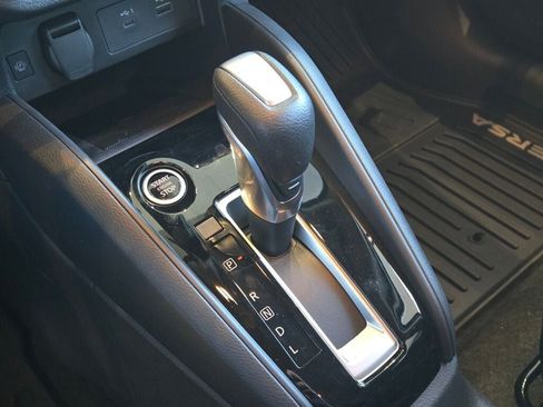 Used 2025 Nissan Versa SR w/ Trunk Package image 22