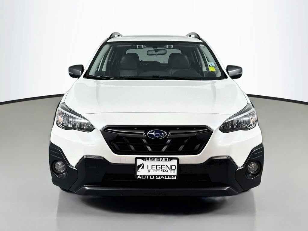 Used 2022 Subaru Crosstrek 2.5i Sport w/ Moonroof Package AWD/4WD image 2